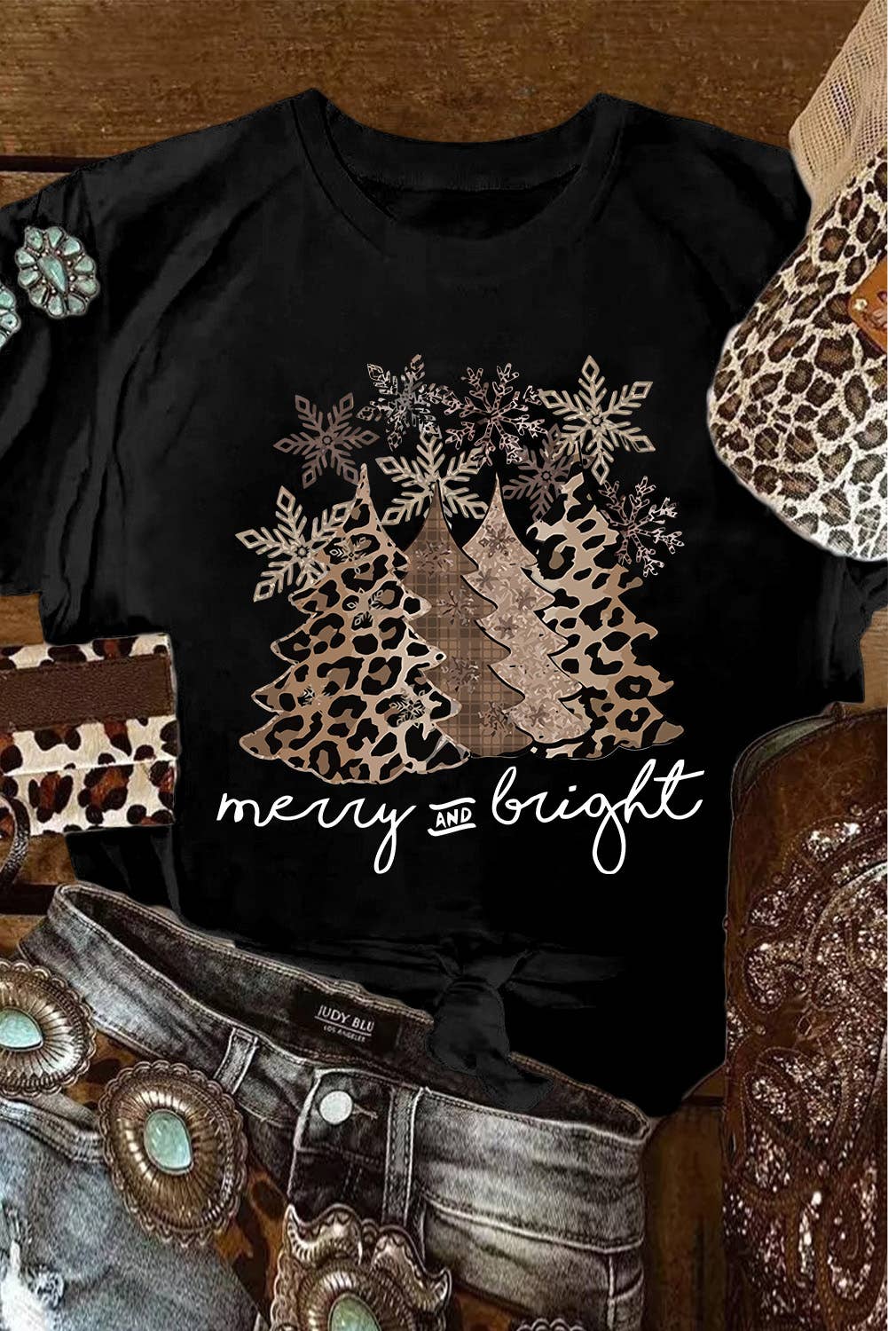 Leopard Christmas Tree Graphic Crew Neck T Shirt