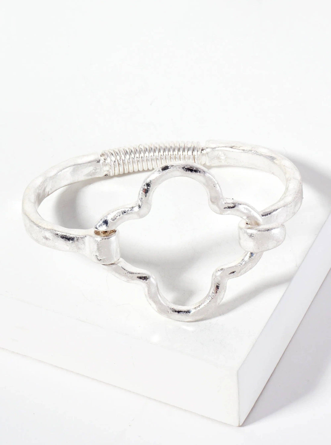 Hammered Metal Quatrefoil Hook Clasp Hinged Bracelet